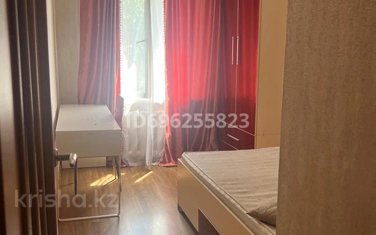 2-комнатная квартира · 65 м² · 4/5 этаж, Абая 16 за 320 000 ₸ в Алматы, Бостандыкский р-н — фото 2