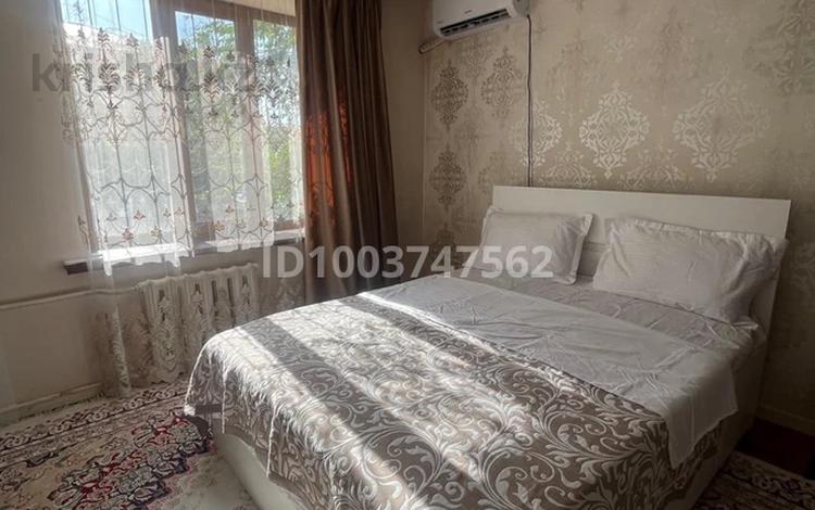 2-бөлмелі пәтер · 45 м² · 1 қабат, Абая 34, бағасы: 19 990 ₸ в Алматы, Алмалинский р-н — фото 2