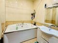 3-комнатная квартира · 120 м² · 9/15 этаж, Ж. Омарова 10 — ВЫГОДНО! за 46.9 млн ₸ в Астане, р-н Байконур — фото 10