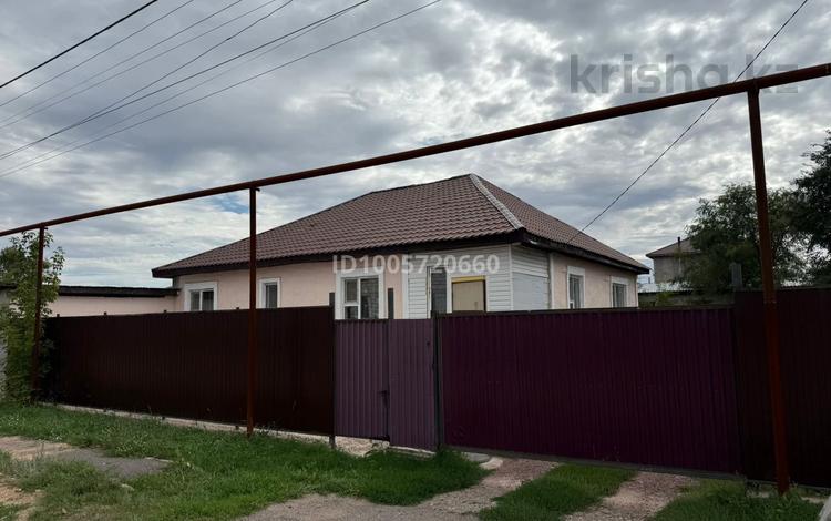 Отдельный дом · 4 комнаты · 120 м² · 10 сот., мкр Уркер, Мухамет-Салык Бабажанов 47 за 41.5 млн 〒 в Астане, Нура р-н — фото 2