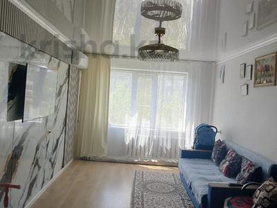 3-бөлмелі пәтер · 64 м² · 3/9 қабат, Набережная 39, бағасы: 19 млн ₸ в Аксу