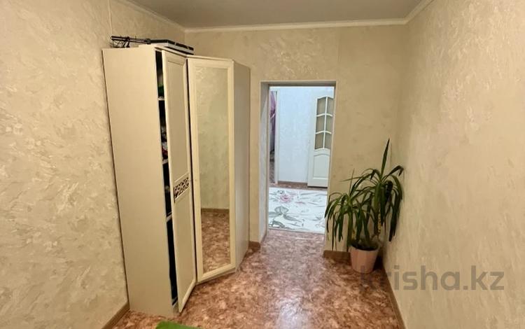 3-бөлмелі пәтер · 72.4 м² · 3/10 қабат, Алтын орда ш/а., Ораза Татеулы, бағасы: 29.9 млн ₸ в Актобе, мкр. Алтын орда — фото 2