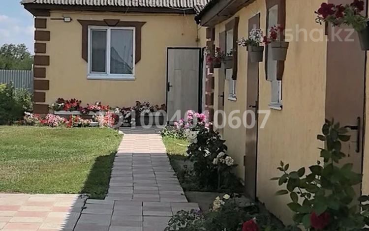 Отдельный дом · 4 комнаты · 120 м² · 8 сот., Тайпак 10 — Тайпак - Октябрьская за 58 млн ₸ в Уральске — фото 2