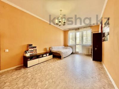2-бөлмелі пәтер · 43 м² · 4/4 қабат, Утепова 23, бағасы: 29 млн ₸ в Алматы, Бостандыкский р-н
