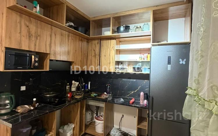 3-комнатная квартира · 88 м² · 2/5 этаж, Е-117 42 — Тельмана за 300 000 ₸ в Астане, Есильский р-н — фото 2