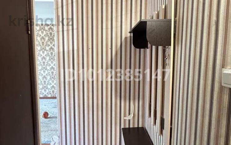 2-бөлмелі пәтер · 47 м² · 2/5 қабат, ул. Шамши Калдаякова 27, бағасы: 14 млн ₸ в Актобе, мкр Авиатор — фото 2