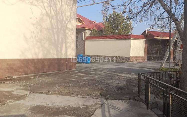 Отдельный дом · 4 комнаты · 99 м² · 8 сот., Проезд Коргасын 72 — Район Хамзы,Сеченова за 68 млн 〒 в Шымкенте, Туран р-н — фото 6