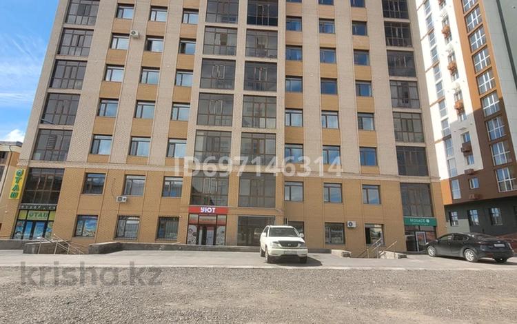 2-комнатная квартира, 65 м², 3/9 этаж помесячно, мкр Юго-Восток, Мкр Юго-Восток, мкр Гульдер 2 3 улица 1/2 — За РУБИНОМ