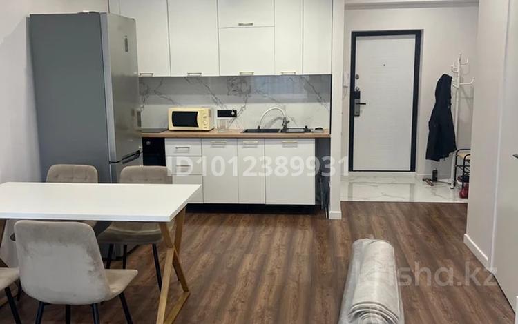 2-бөлмелі пәтер · 53 м² · 2/5 қабат, Халиуллина 172/3, бағасы: 38 млн ₸ в Алматы, Медеуский р-н — фото 2