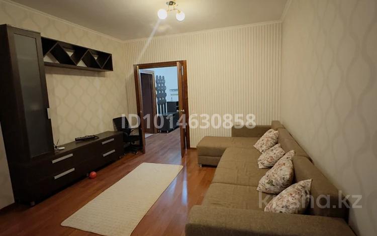 1-комнатная квартира · 50 м² · 2/10 этаж, мкр Каргалы, Кенесары хана за 250 000 ₸ в Алматы, Наурызбайский р-н — фото 2