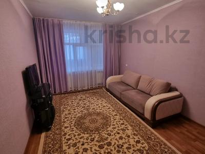 2-бөлмелі пәтер, 57 м², 4/5 қабат ай сайын, 8-й микрорайон, 8-й микрорайон 21 — Ладушки Теиирлан.шоссе, бағасы: 180 000 〒 в Шымкенте, Абайский р-н