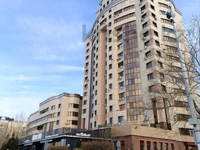 4-комнатная квартира, 209 м², 6/20 этаж, Республики 3/2 за 208 млн 〒 в Астане, Алматы р-н