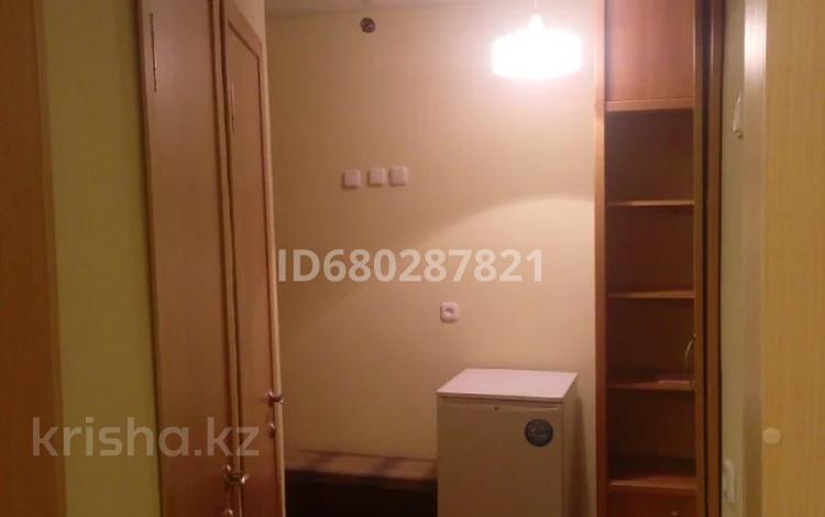 3-комнатная квартира · 58 м² · 5/5 этаж, Ермекова 8/2 за 190 000 ₸ в Караганде, Казыбек би р-н — фото 2