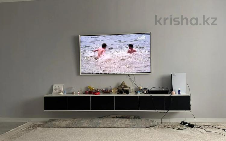 3-бөлмелі пәтер · 100 м² · 5/5 қабат, Желтоксан 1/6 — Возле рынка караван, бағасы: 35 млн ₸ в Уральске — фото 2