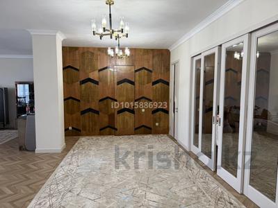 7-бөлмелі пәтер · 311 м² · 12/17 қабат, Керей и Жанибек хандар 22 — Туркестан-Керей Жанибек хандар, бағасы: 200 млн ₸ в Астане, Есильский р-н