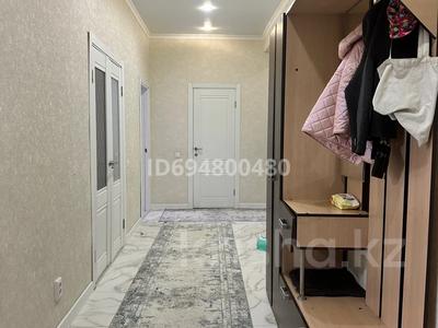 3-комнатная квартира, 83 м², 1/9 этаж, мкр. Зачаганск пгт, Мурат Монкеулы 97/3 за 37 млн 〒 в Уральске, мкр. Зачаганск пгт