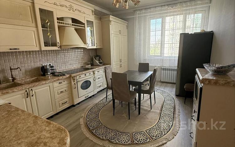 4-комнатная квартира · 140 м² · 3/14 этаж, Навои 72 за 600 000 〒 в Алматы, Ауэзовский р-н — фото 2