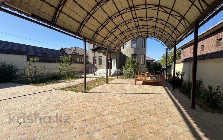 Отдельный дом · 4 комнаты · 350 м² · 8 сот., мкр Самал-2 — Абдраш назарбекова 45 за 150 млн ₸ в Шымкенте, Абайский р-н — фото 2