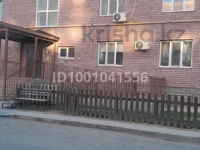 3-комнатная квартира · 82 м² · 1/9 этаж, мкр Береке 48 за 28 млн 〒 в Атырау