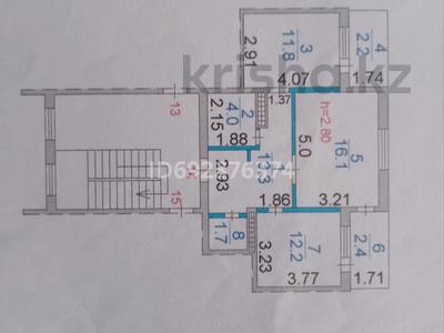 2-бөлмелі пәтер, 63 м², 5/5 қабат, Абая Кунанбаева 7/2 — 6 микрайон возле Алей, бағасы: 11.5 млн 〒 в Сатпаев