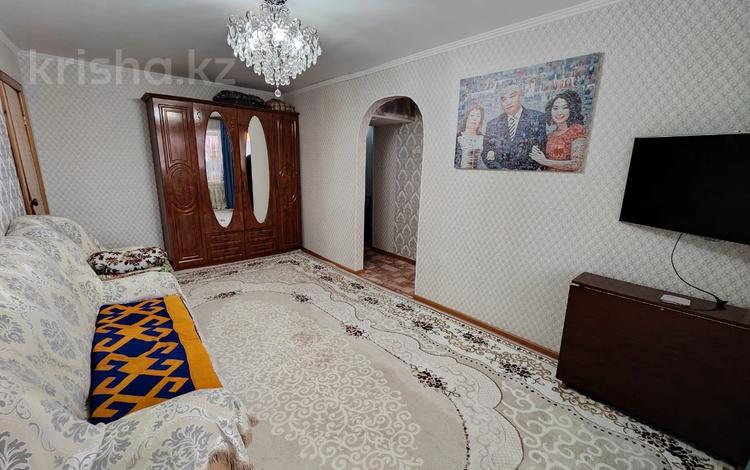 3-комнатная квартира · 45 м² · 3/5 этаж, абая 155 за 18 млн 〒 в Костанае — фото 2