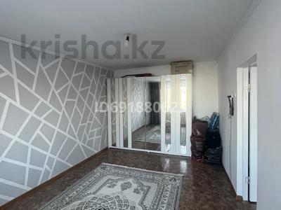 2-бөлмелі пәтер, 32.4 м², 2/5 қабат, мкр Шанхай, Чекалина 30б, бағасы: 5.5 млн 〒 в Актобе, мкр Шанхай