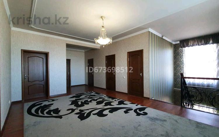Отдельный дом · 8 комнат · 450 м² · 12 сот., 20 микрорайон — Набережная Вивальди за 150 000 ₸ в Конаеве — фото 14