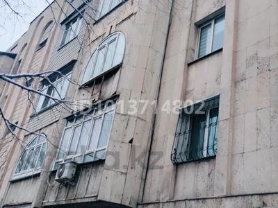 1-комнатная квартира · 32.3 м² · 4/5 этаж, мкр №3 65 за 27 млн ₸ в Алматы, Ауэзовский р-н