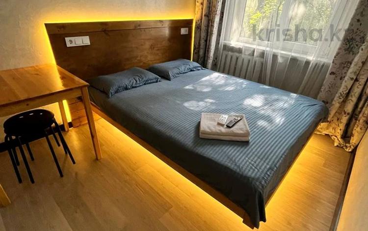 1-бөлмелі пәтер · 20 м² · 2/4 қабат, мкр №5 21 — ТРЦ Москва, бағасы: 1 500 〒 в Алматы, Ауэзовский р-н — фото 2