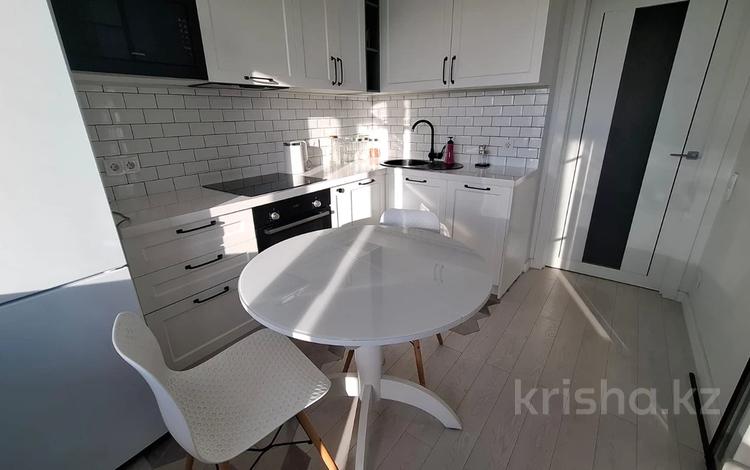 1-комнатная квартира · 37 м² · 12/12 этаж, Тажибаевой 157 к1 за 350 000 ₸ в Алматы, Бостандыкский р-н — фото 4