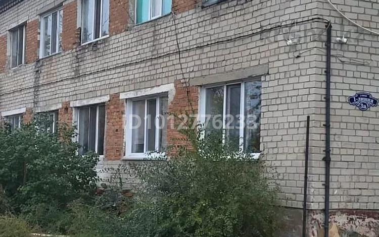 1-бөлмелі пәтер · 40 м² · 2/2 қабат, 1 линия 3а, бағасы: 6 млн ₸ в Семее — фото 2