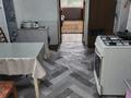 1-бөлмелі пәтер · 40 м² · 2/2 қабат, 1 линия 3а, бағасы: 6 млн ₸ в Семее — фото 3
