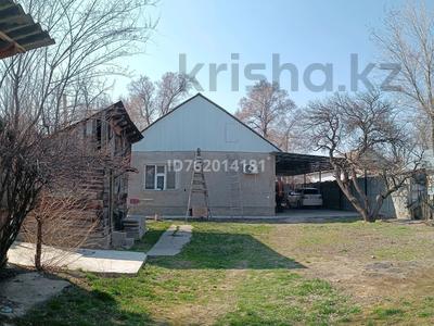 Отдельный дом · 5 комнат · 150 м² · 7 сот., Б.Прманова 45 — ЖД вокзала за 20.9 млн 〒 в Таразе