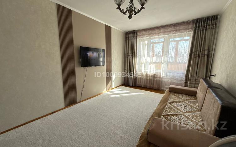 3-бөлмелі пәтер · 60 м² · 2/5 қабат, Байсеитова — Ескелді би, бағасы: 22 млн ₸ в Талдыкоргане — фото 2