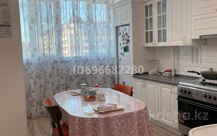 2-бөлмелі пәтер · 90 м² · 7/12 қабат, 16-ш/а., бағасы: 29 млн ₸ в Актау, 16-й мкр  — фото 2