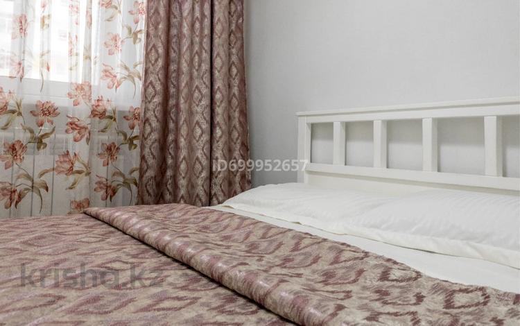 1-комнатная квартира · 58 м², Иманбаевой 10 за 15 000 ₸ в Астане, р-н Байконур — фото 2