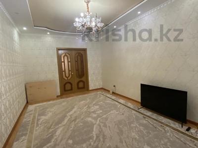 4-комнатная квартира · 108.1 м² · 1/5 этаж, Тауелсиздик за 40.8 млн ₸ в Актобе