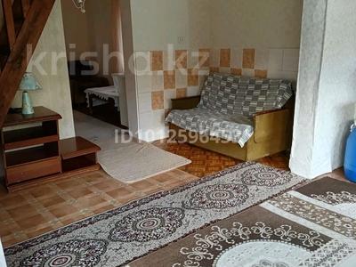 Саяжай · 3 бөлме · 37.4 м² · 6 сот., Центральная 2, бағасы: 3.6 млн 〒 в Усть-Каменогорске, Ульбинский