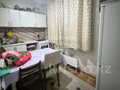 1-бөлмелі пәтер · 44 м² · 1/5 қабат, Айнабұлақ-3 ш/а. 156, бағасы: 22 млн ₸ в Алматы, Жетысуский р-н