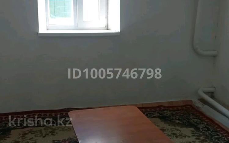 Үйдің бір бөлігі · 2 бөлме · 40 м² · 3 жүзд., Краина 36 — Рядом 12мкр, бағасы: 60 000 ₸ в Актобе, мкр Москва — фото 2