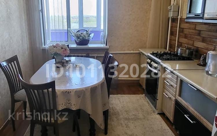 2-комнатная квартира · 58 м² · 4/10 этаж, Набережная 81 за 18.3 млн ₸ в Актобе, мкр. Курмыш — фото 4