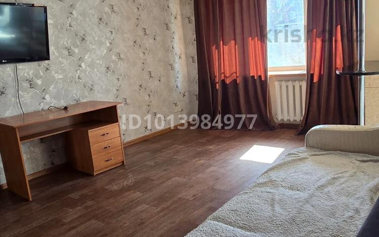 1-комнатная квартира · 27 м², Достоевского 17 за 150 000 ₸ в Усть-Каменогорске, Ульбинский — фото 2