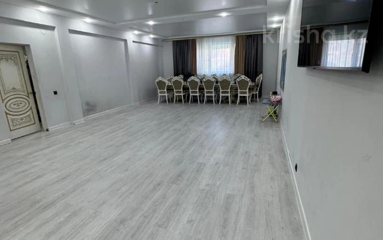 Жеке үй · 9 бөлме · 302 м² · 10 жүзд., 8-й мкр-н 13/1, бағасы: 55 млн ₸ в Темиртау — фото 2