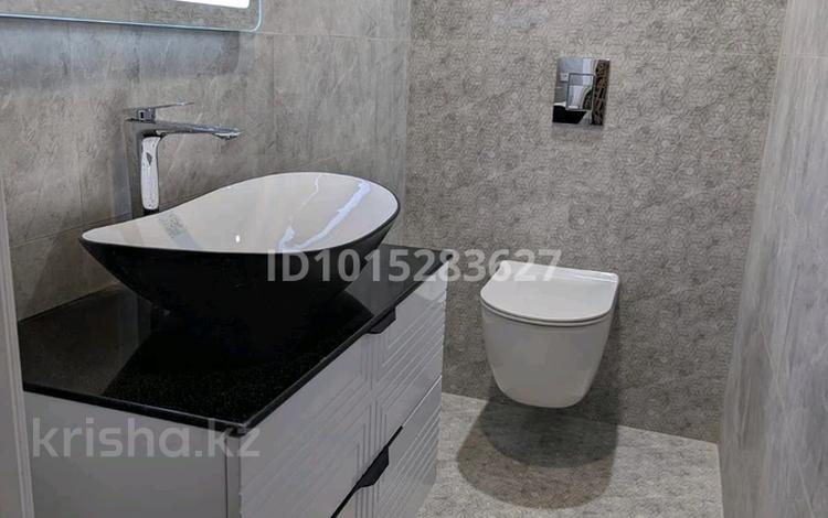 3-комнатная квартира · 81 м² · 13/13 этаж, Просп. Назарбаева 28 за 61 млн ₸ в Алматы — фото 2