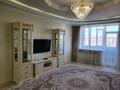 2-комнатная квартира · 75 м² · 4/5 этаж, мкр 4, Мкр. 4 27/2 за 29.9 млн ₸ в Уральске
