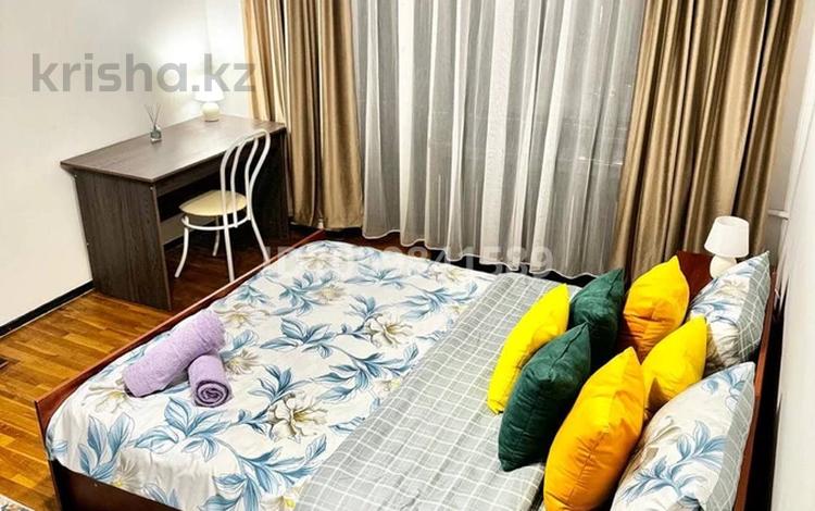 4-комнатная квартира · 100 м² · 4/5 этаж, Риского корсакова 3 за 470 000 〒 в Алматы, Бостандыкский р-н — фото 2