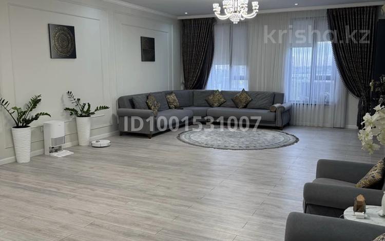 5-комнатная квартира · 220 м² · 7/7 этаж, Гани Иляева 4 в — Ул Мира и Гани Иляева за 100 млн ₸ в Шымкенте, Каратауский р-н — фото 21