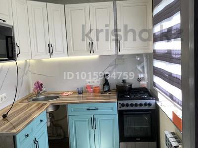 2-комнатная квартира · 48 м² · 5/5 этаж, Туркестанская 2/6 — Ориентир туркестанская Байтурсынова за 190 000 ₸ в Шымкенте, Аль-Фарабийский р-н