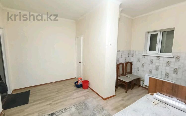 1-бөлмелі пәтер · 18.6 м² · 2/5 қабат, мкр Кокжиек 22а — Рядом с школой 177, бағасы: ~ 10 млн ₸ в Алматы, Жетысуский р-н — фото 32
