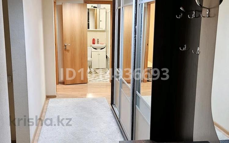 2-комнатная квартира · 60 м² · 12/12 этаж, мкр Акбулак, Байтерекова 59 за 270 000 ₸ в Алматы, Алатауский р-н — фото 2